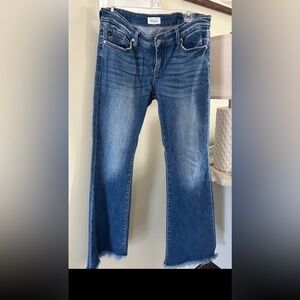 Kancan midwaist boot cut raw hem Women Jeans
Size 9/28
